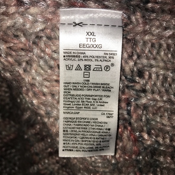 GAP Sweater - Picture 7 of 8